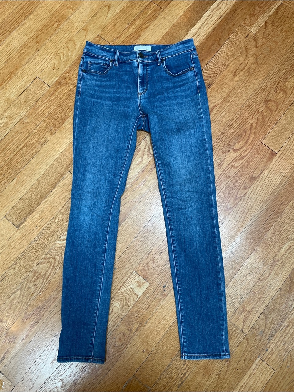 Ann Taylor LOFT Women's Skinny Jeans in Medium Blue Wash